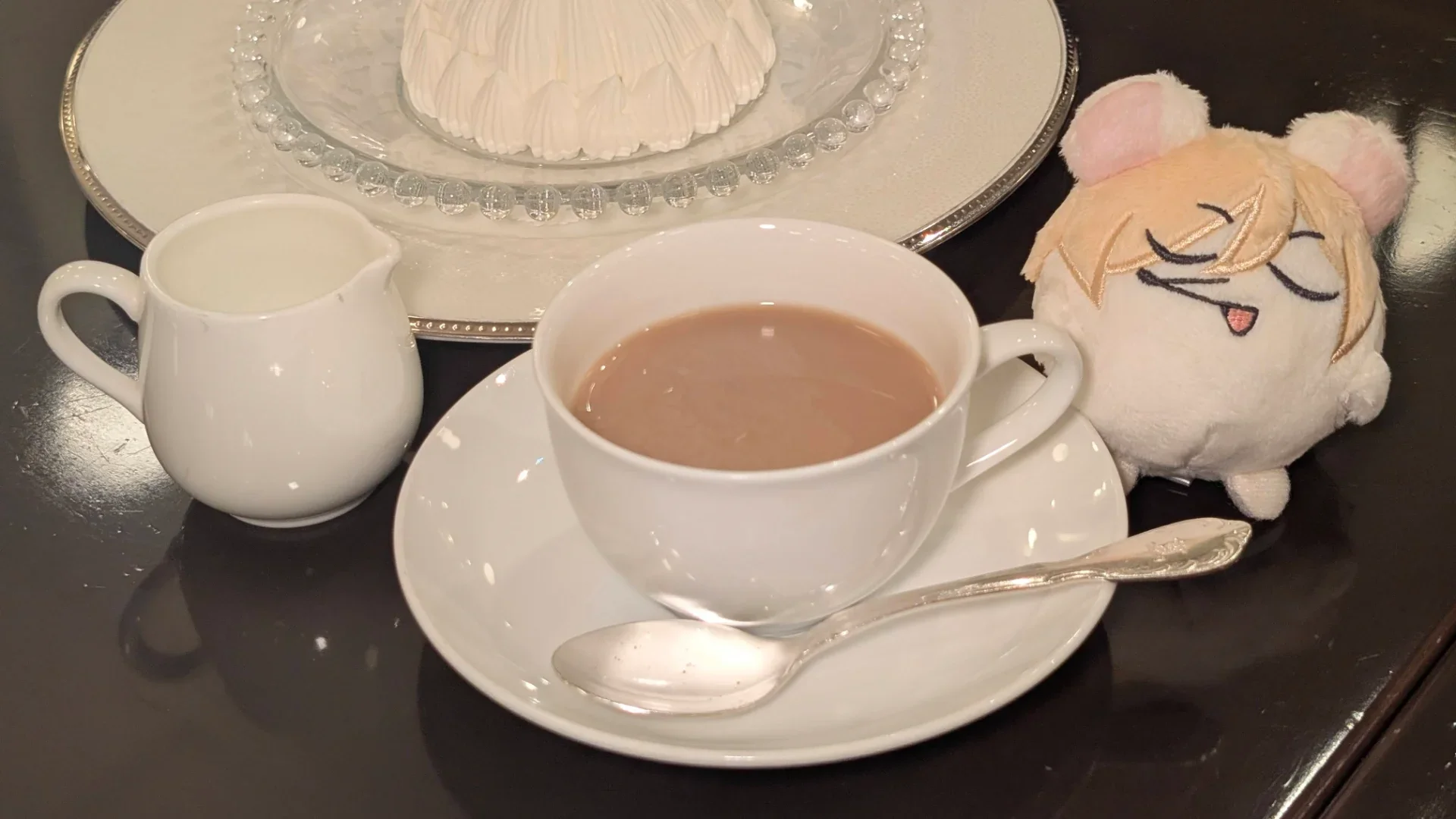 ホットドリンクは１杯おかわり無料…！
