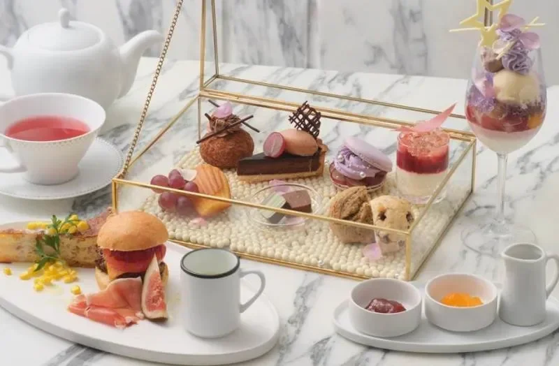 (公式より)こんな素敵なアフタヌーンティーも!