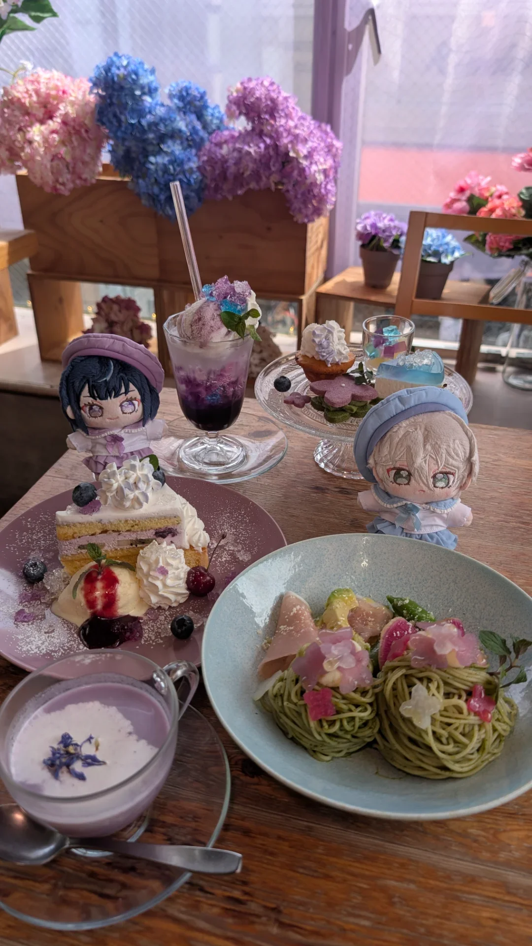 紫や青がとても綺麗です!