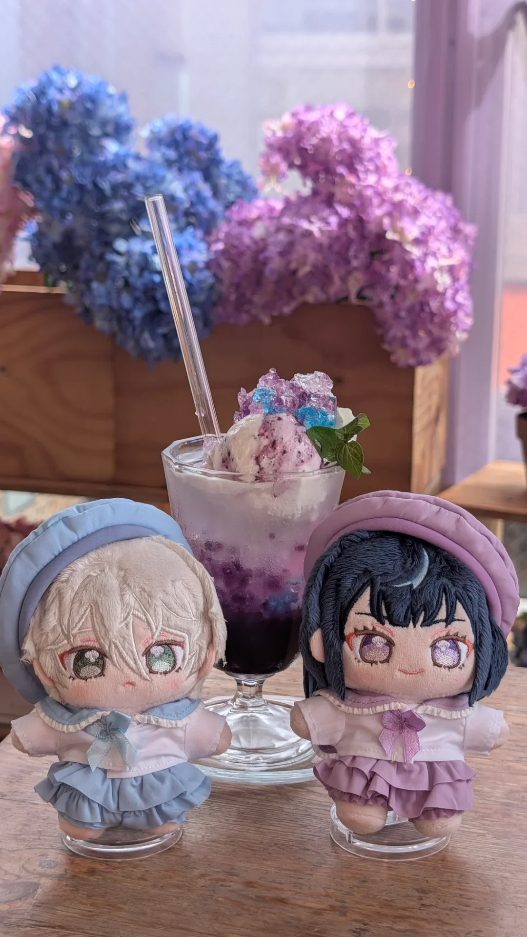 グラデーションが美しい紫陽花クリームソーダ