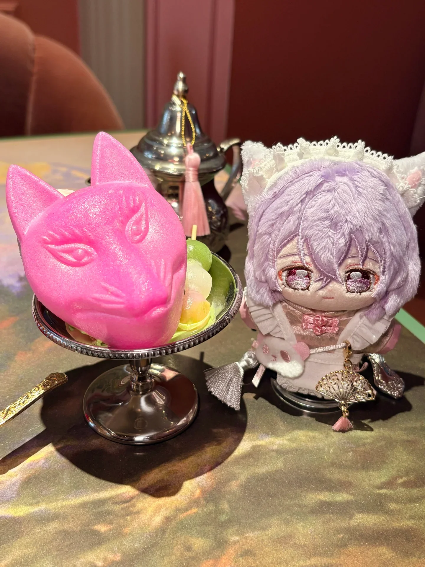 不気味かわいいお狐さまのお面もなか