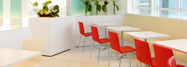 新宿髙島屋店も広くて明るい店内が綺麗